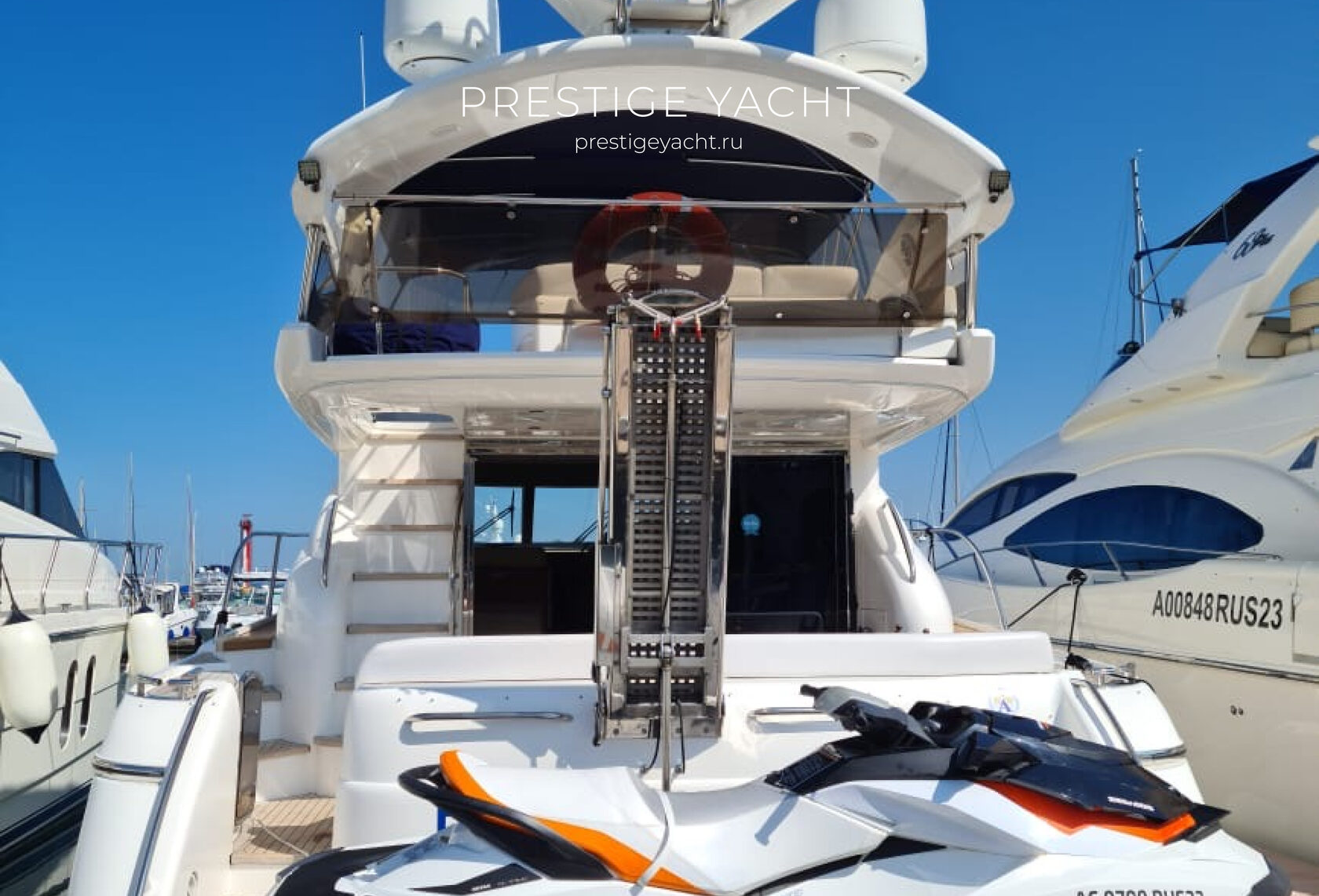 Флот премиальных яхт Prestige Yacht Sochi